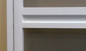 Insektenschutztüren mit Aufbaurahmen