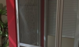Insektenschutztüren mit Aufbaurahmen