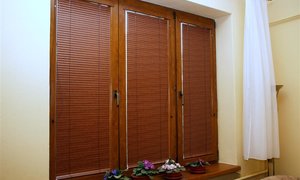 Jalousien für doppelt verglaste Fenster